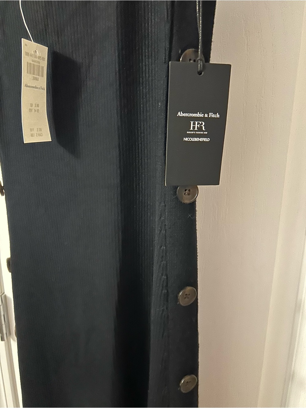 ABERCROMBIE X HFR X NICOLE BENEFIELD Black 
Scoopneck Maxi Dress w/ side buttons
